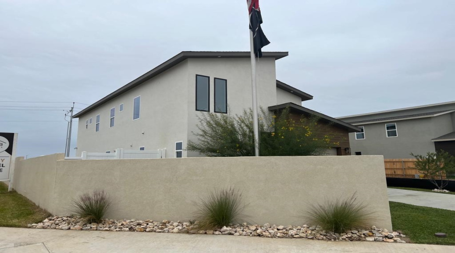 202 Deer Path Loop, Laredo, Texas 78045-2234, 3 Bedrooms Bedrooms, 3 Rooms Rooms,2 BathroomsBathrooms,Residential,For Rent,202 Deer Path Loop,20261919