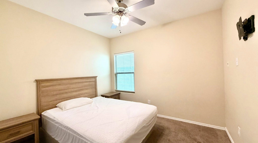 11104 Santillana Lp., Laredo, Texas 78045, 3 Bedrooms Bedrooms, 6 Rooms Rooms,2 BathroomsBathrooms,Residential,For Rent,11104 Santillana Lp.,20261920