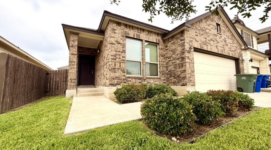 11104 Santillana Lp., Laredo, Texas 78045, 3 Bedrooms Bedrooms, 6 Rooms Rooms,2 BathroomsBathrooms,Residential,For Rent,11104 Santillana Lp.,20261920
