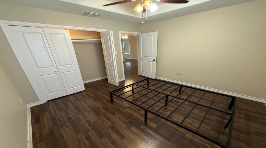 7917 Elka Lp, Laredo TX, Texas 78045, 3 Bedrooms Bedrooms, 6 Rooms Rooms,2 BathroomsBathrooms,Residential,For Rent,7917 Elka Lp,20261921
