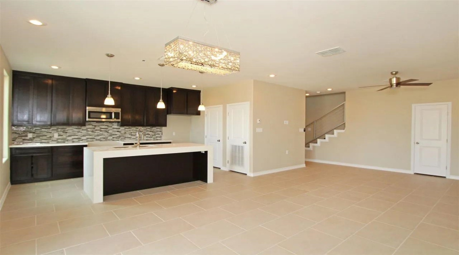 7917 Elka Lp, Laredo TX, Texas 78045, 3 Bedrooms Bedrooms, 6 Rooms Rooms,2 BathroomsBathrooms,Residential,For Rent,7917 Elka Lp,20261921