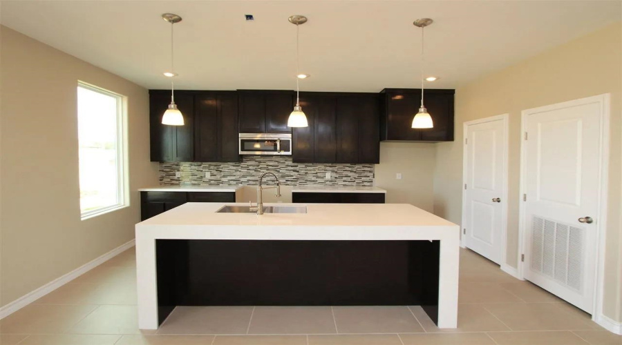 7917 Elka Lp, Laredo TX, Texas 78045, 3 Bedrooms Bedrooms, 6 Rooms Rooms,2 BathroomsBathrooms,Residential,For Rent,7917 Elka Lp,20261921