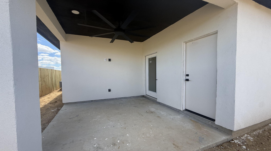222 Lusitano Dr., Laredo, Texas 78046, 4 Bedrooms Bedrooms, 4 Rooms Rooms,2 BathroomsBathrooms,Residential,For Sale,222 Lusitano Dr.,20261925