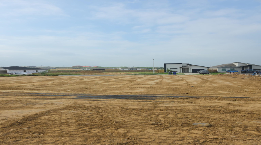 222 Lusitano Dr., Laredo, Texas 78046, 4 Bedrooms Bedrooms, 4 Rooms Rooms,2 BathroomsBathrooms,Residential,For Sale,222 Lusitano Dr.,20261925