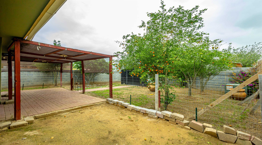 4406 Wild Flower Ave, Laredo, Texas 78045, 4 Bedrooms Bedrooms, 5 Rooms Rooms,2 BathroomsBathrooms,Residential,For Sale,4406 Wild Flower Ave,20261927