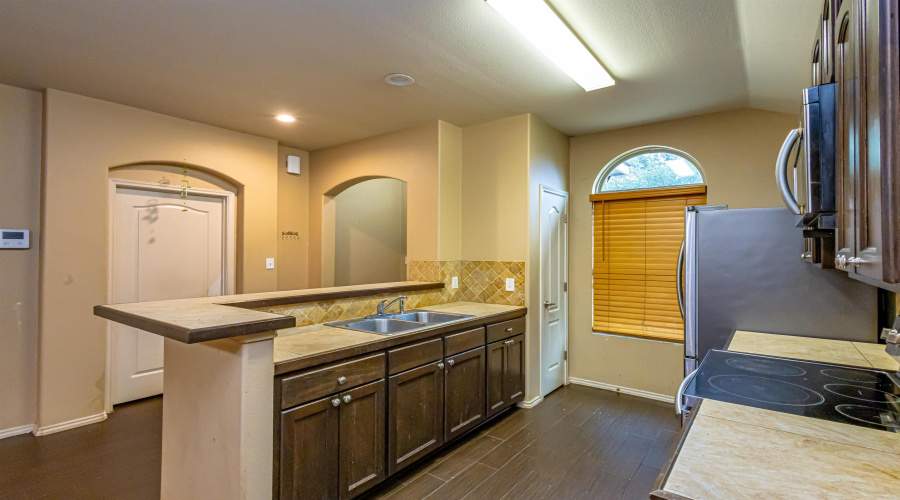 4406 Wild Flower Ave, Laredo, Texas 78045, 4 Bedrooms Bedrooms, 5 Rooms Rooms,2 BathroomsBathrooms,Residential,For Sale,4406 Wild Flower Ave,20261927