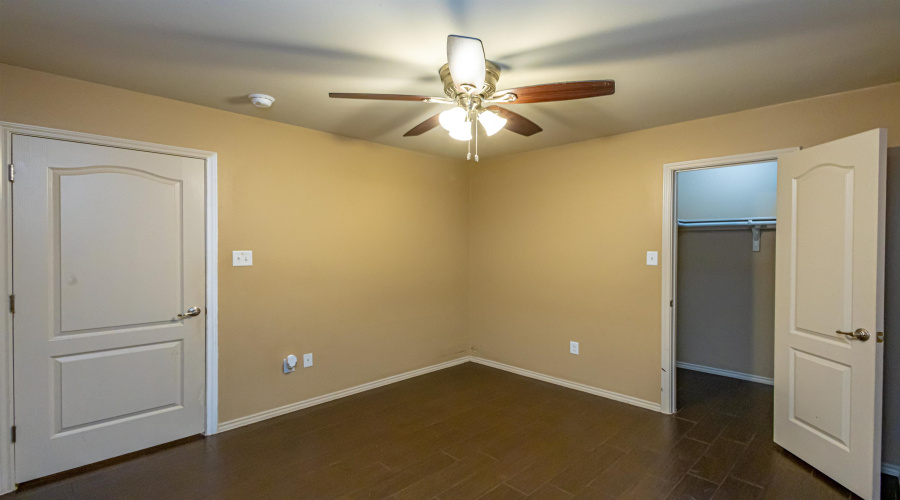 4406 Wild Flower Ave, Laredo, Texas 78045, 4 Bedrooms Bedrooms, 5 Rooms Rooms,2 BathroomsBathrooms,Residential,For Sale,4406 Wild Flower Ave,20261927