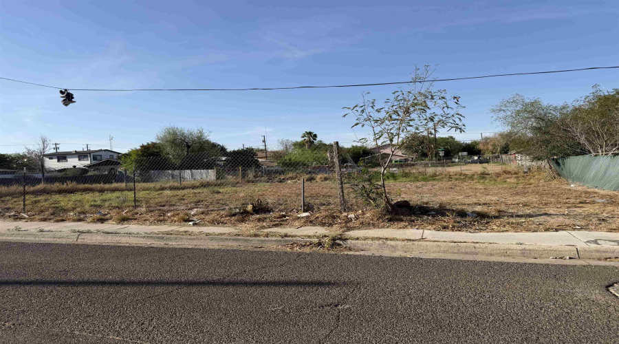 1902 Iturbide St, Laredo, Texas 78040, ,Land,For Sale,1902 Iturbide St,20261930