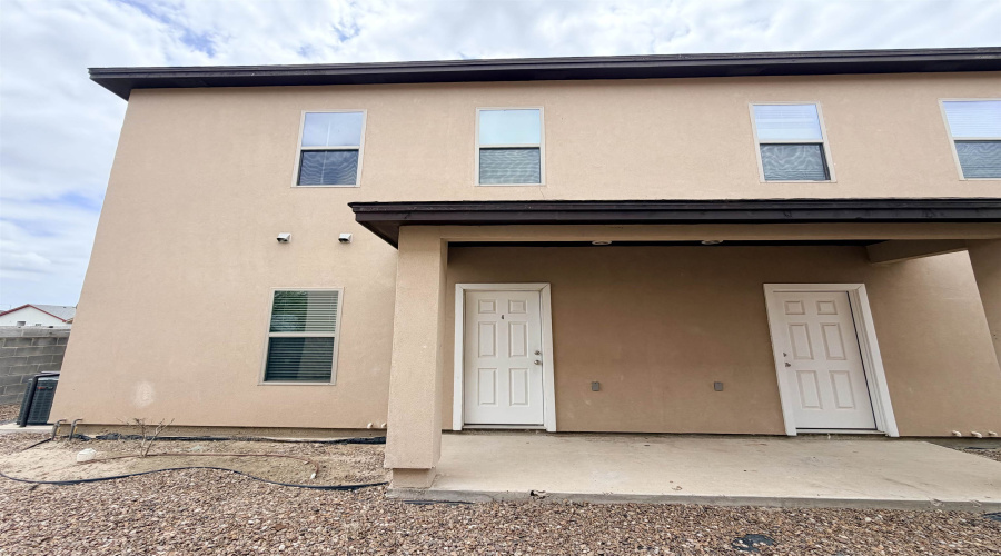 5601 Cuenca Dr, Laredo, Texas 78046, 2 Bedrooms Bedrooms, 2 Rooms Rooms,1 BathroomBathrooms,Residential,For Rent,5601 Cuenca Dr,20261928