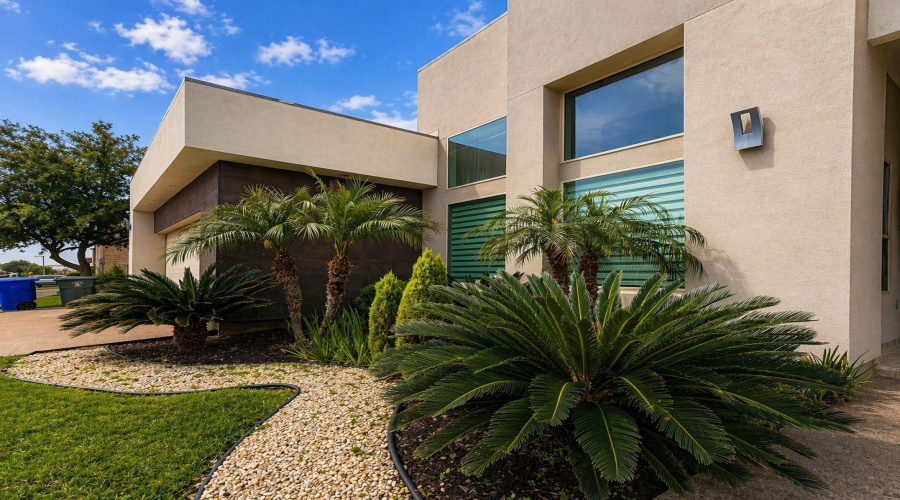 2917 O'Henry Dr, LAREDO, Texas 78041, 3 Bedrooms Bedrooms, 5 Rooms Rooms,3 BathroomsBathrooms,Residential,For Sale,2917 O'Henry Dr,20261931