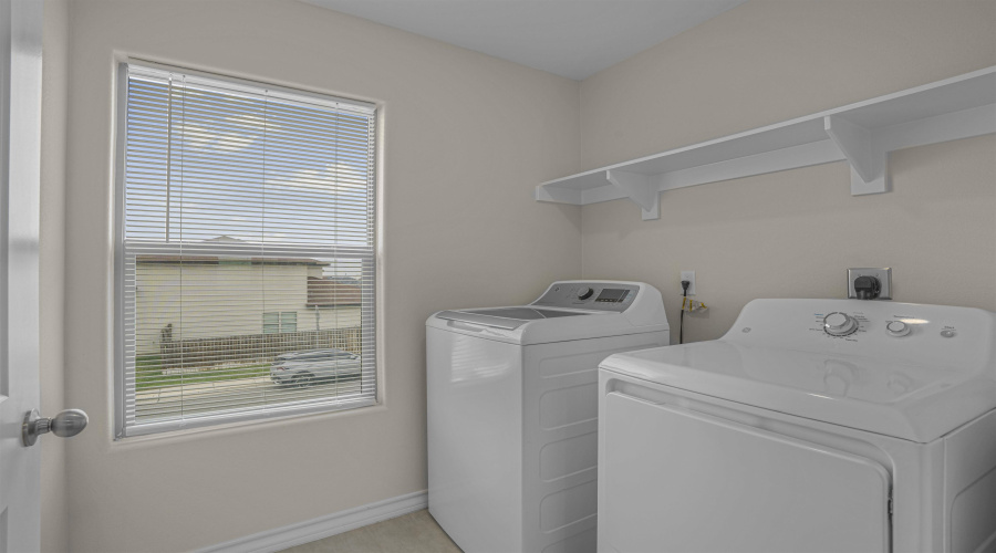 3519 Jose C Santos Dr, LAREDO, Texas 78046-5502, 3 Bedrooms Bedrooms, 5 Rooms Rooms,2 BathroomsBathrooms,Residential,For Sale,3519 Jose C Santos Dr,20261935