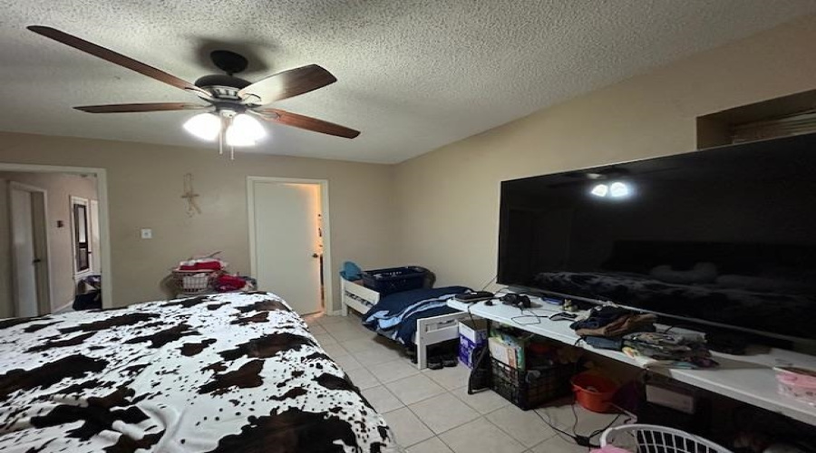805 Armadillo St., Laredo, Texas 78041, 3 Bedrooms Bedrooms, 6 Rooms Rooms,2 BathroomsBathrooms,Residential,For Sale,805 Armadillo St.,20261940