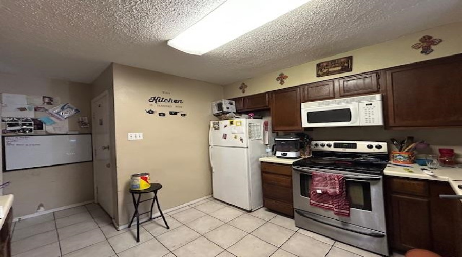 805 Armadillo St., Laredo, Texas 78041, 3 Bedrooms Bedrooms, 6 Rooms Rooms,2 BathroomsBathrooms,Residential,For Sale,805 Armadillo St.,20261940