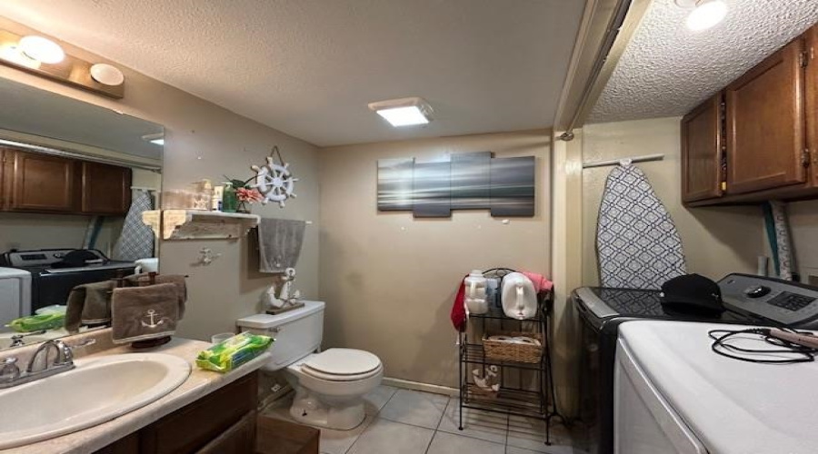 805 Armadillo St., Laredo, Texas 78041, 3 Bedrooms Bedrooms, 6 Rooms Rooms,2 BathroomsBathrooms,Residential,For Sale,805 Armadillo St.,20261940