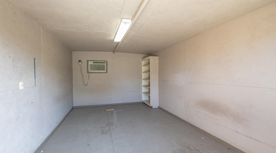 603 N Loring Ave, LAREDO, Texas 78040, 1 Room Rooms,1 BathroomBathrooms,Commercial retail/office,For Rent,603 N Loring Ave,20261944