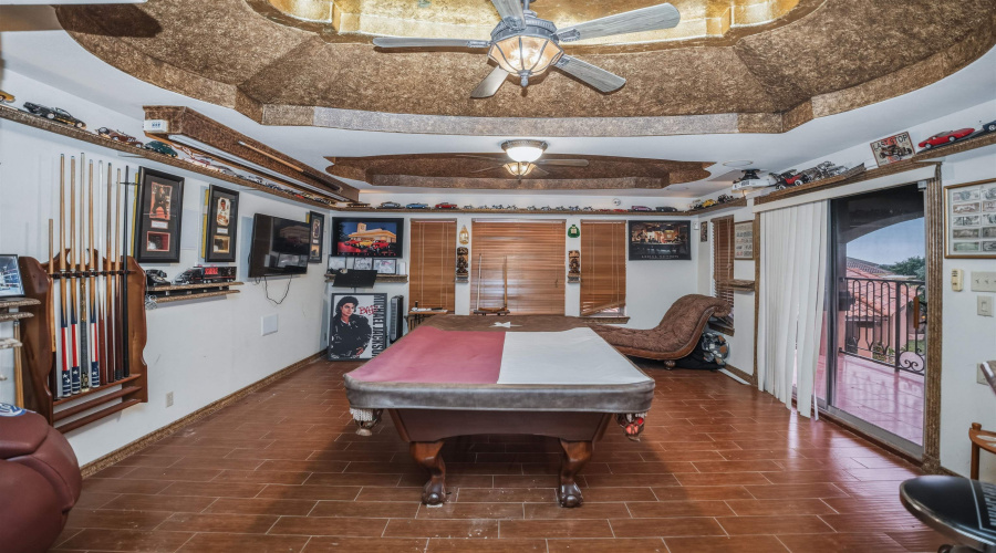 326 Lake Carnegie Ct., LAREDO, Texas 78041, 4 Bedrooms Bedrooms, 9 Rooms Rooms,4 BathroomsBathrooms,Residential,For Sale,326 Lake Carnegie Ct.,20261946