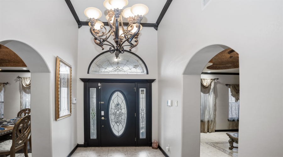 326 Lake Carnegie Ct., LAREDO, Texas 78041, 4 Bedrooms Bedrooms, 9 Rooms Rooms,4 BathroomsBathrooms,Residential,For Sale,326 Lake Carnegie Ct.,20261946