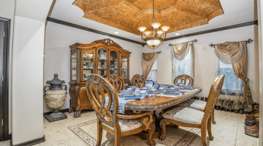326 Lake Carnegie Ct., LAREDO, Texas 78041, 4 Bedrooms Bedrooms, 9 Rooms Rooms,4 BathroomsBathrooms,Residential,For Sale,326 Lake Carnegie Ct.,20261946