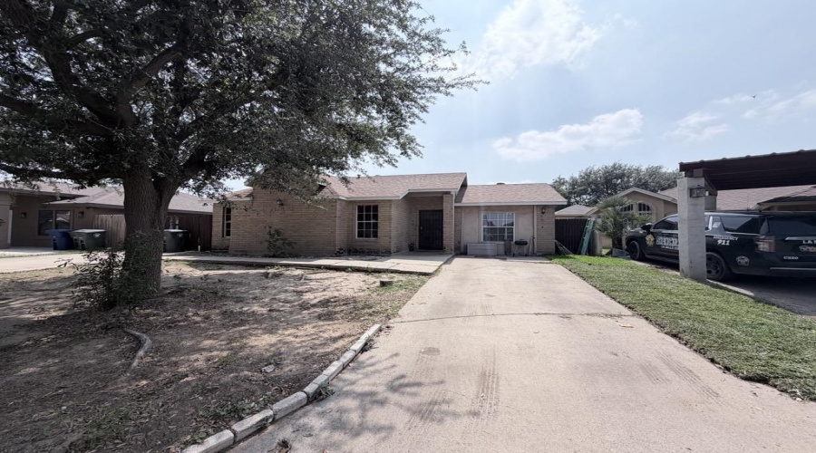 9624 Partridge Lp, Laredo, Texas 78046, 3 Bedrooms Bedrooms, 3 Rooms Rooms,2 BathroomsBathrooms,Residential,For Sale,9624 Partridge Lp,20261952