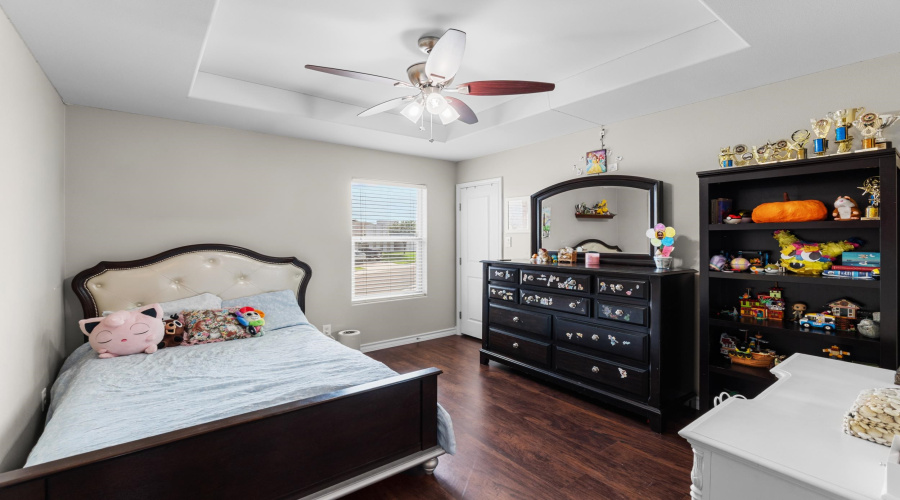 537 Altozano Dr, Laredo, Texas 78045, 4 Bedrooms Bedrooms, 7 Rooms Rooms,2 BathroomsBathrooms,Residential,For Sale,537 Altozano Dr,20261953