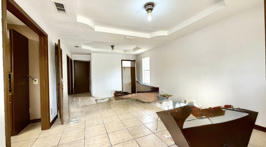 1419 Reagan Dr, Laredo, Texas 78046, 3 Bedrooms Bedrooms, 5 Rooms Rooms,2 BathroomsBathrooms,Residential,For Rent,1419 Reagan Dr,20261954