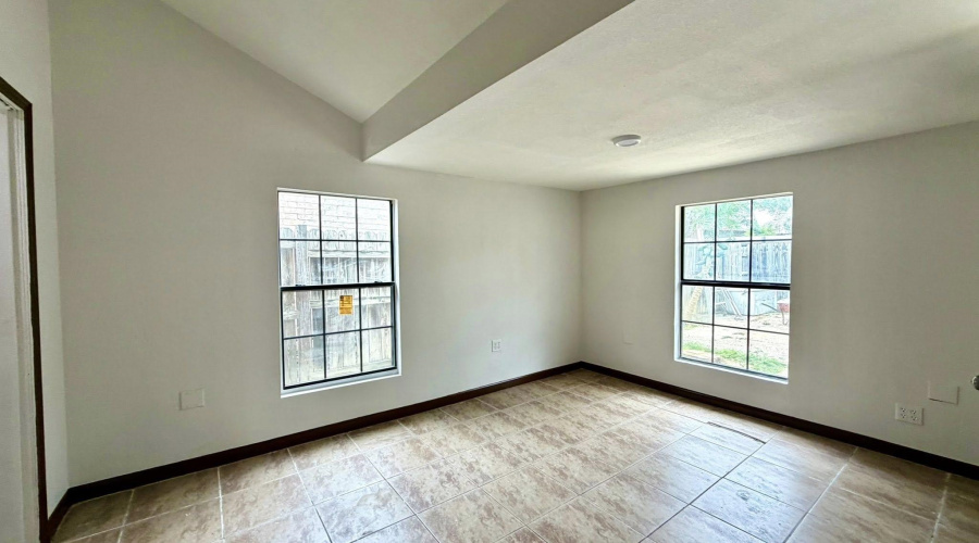 1419 Reagan Dr, Laredo, Texas 78046, 3 Bedrooms Bedrooms, 5 Rooms Rooms,2 BathroomsBathrooms,Residential,For Rent,1419 Reagan Dr,20261954