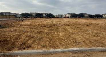 220 Lusitano Dr., laredo, Texas 78046, 4 Bedrooms Bedrooms, 6 Rooms Rooms,2 BathroomsBathrooms,Residential,For Sale,220 Lusitano Dr.,20261955