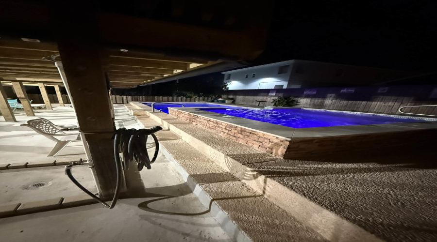 101 E Capricorn Dr., South Padre Island, Texas 78597, 2 Bedrooms Bedrooms, 8 Rooms Rooms,2 BathroomsBathrooms,Residential,For Rent,101 E Capricorn Dr.,20261956