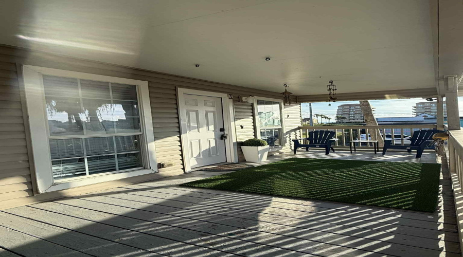 101 E Capricorn Dr., South Padre Island, Texas 78597, 2 Bedrooms Bedrooms, 8 Rooms Rooms,2 BathroomsBathrooms,Residential,For Rent,101 E Capricorn Dr.,20261956