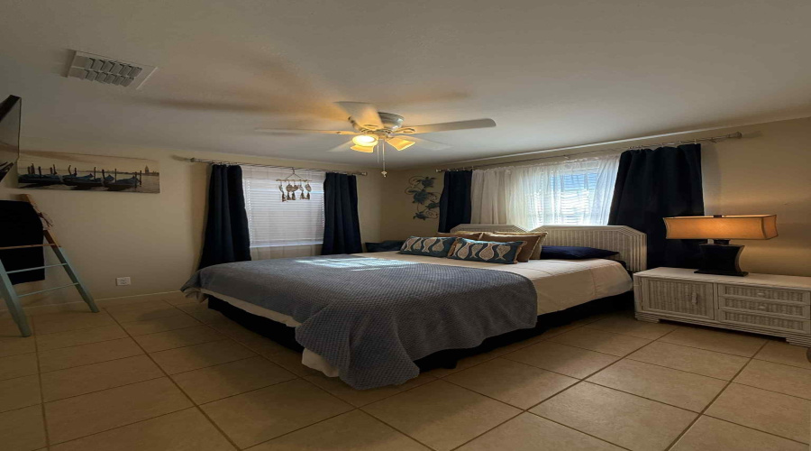 101 E Capricorn Dr., South Padre Island, Texas 78597, 2 Bedrooms Bedrooms, 8 Rooms Rooms,2 BathroomsBathrooms,Residential,For Rent,101 E Capricorn Dr.,20261958
