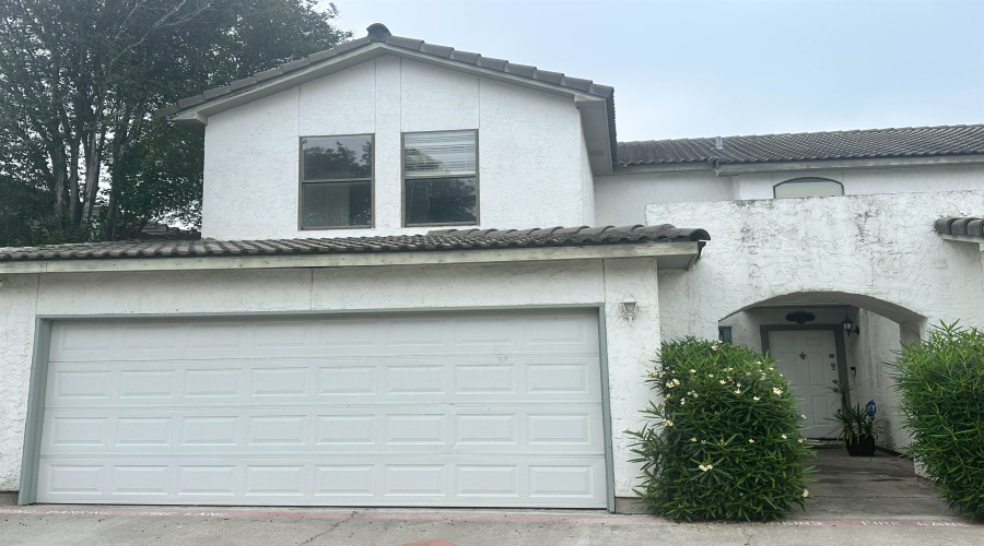 100 E Village Blvd, LAREDO, Texas 78041, 3 Bedrooms Bedrooms, 5 Rooms Rooms,2 BathroomsBathrooms,Residential,For Rent,100 E Village Blvd,20261959