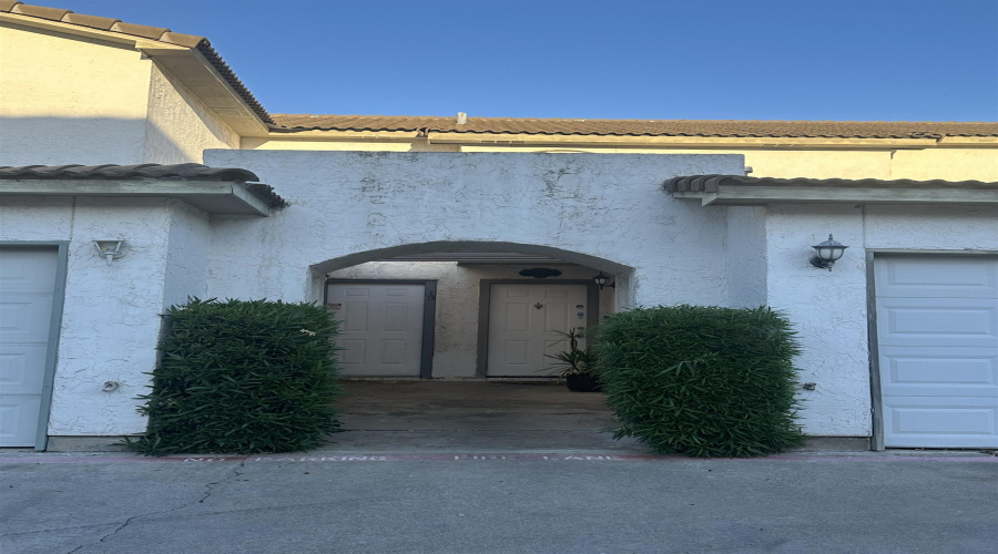 100 E Village Blvd, LAREDO, Texas 78041, 3 Bedrooms Bedrooms, 5 Rooms Rooms,2 BathroomsBathrooms,Residential,For Rent,100 E Village Blvd,20261959
