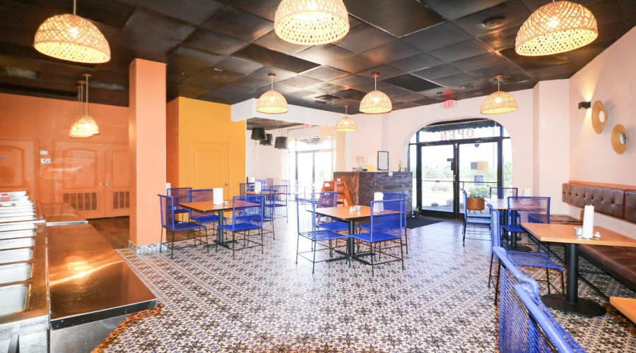 401 Shiloh Dr, Laredo, Texas 78045, 1 Room Rooms,4 BathroomsBathrooms,Commercial retail/office,For Sale,401 Shiloh Dr,20261966