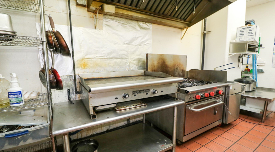 401 Shiloh Dr, Laredo, Texas 78045, 1 Room Rooms,4 BathroomsBathrooms,Commercial retail/office,For Sale,401 Shiloh Dr,20261966