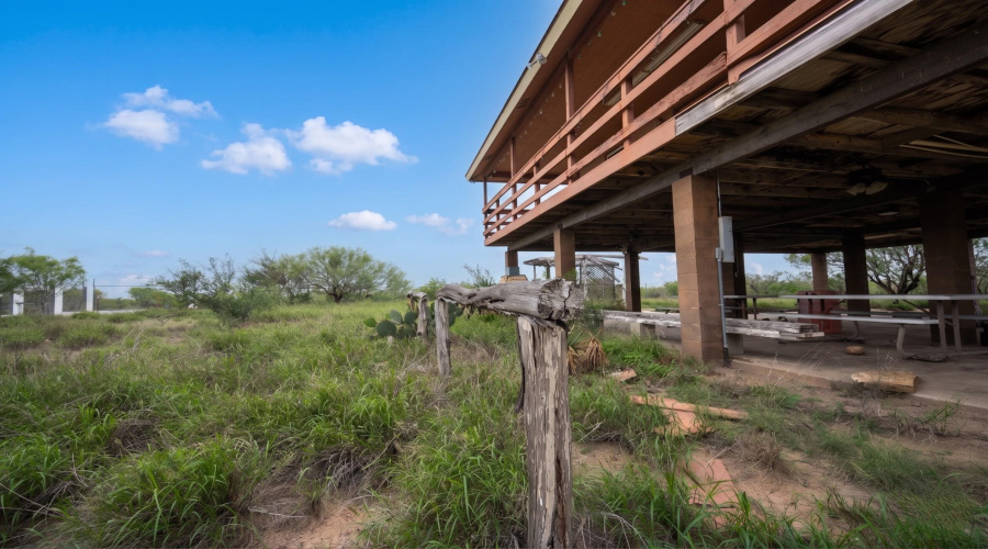 1061 Sal si Puedes, Laredo, Texas 78041, ,Land,For Sale,1061 Sal si Puedes,20261964