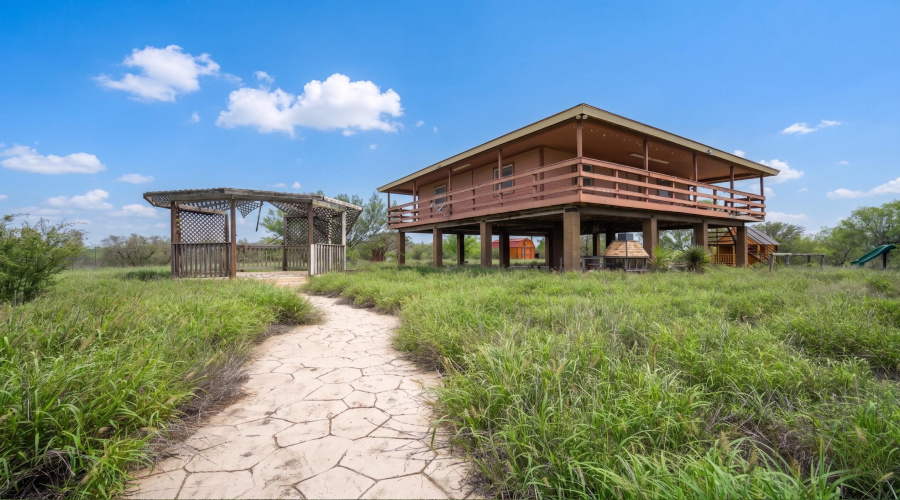 1061 Sal si Puedes, Laredo, Texas 78041, ,Land,For Sale,1061 Sal si Puedes,20261964