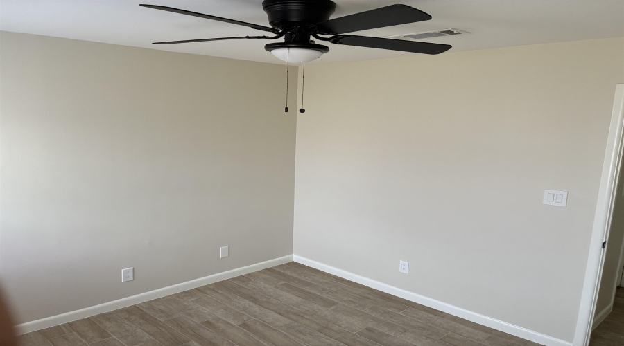 3001 E Price St, LAREDO, Texas 78043, 1 Bedroom Bedrooms, 5 Rooms Rooms,1 BathroomBathrooms,Residential,For Rent,3001 E Price St,20261962