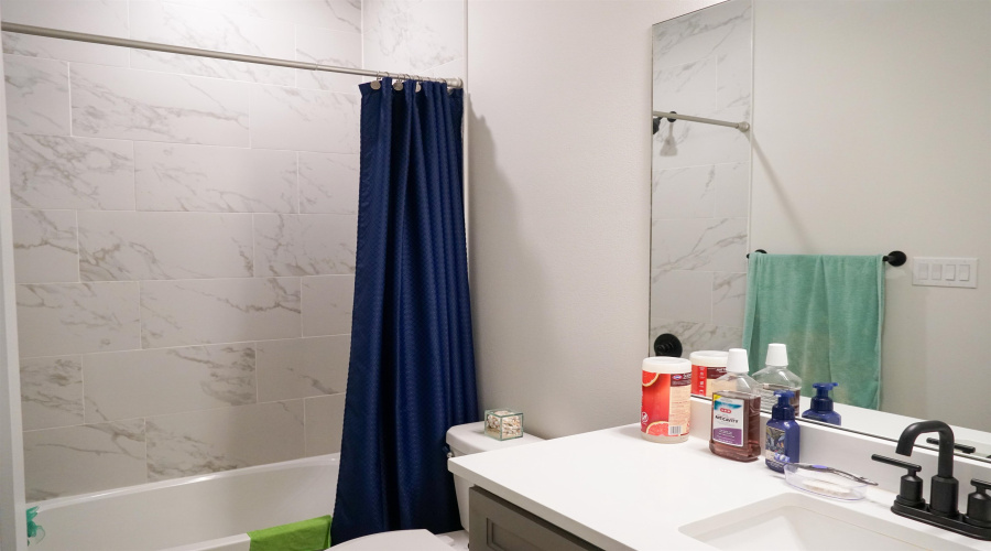 2510 Sambar Lp, Laredo, Texas 78045, 3 Bedrooms Bedrooms, 5 Rooms Rooms,2 BathroomsBathrooms,Residential,For Sale,2510 Sambar Lp,20261965