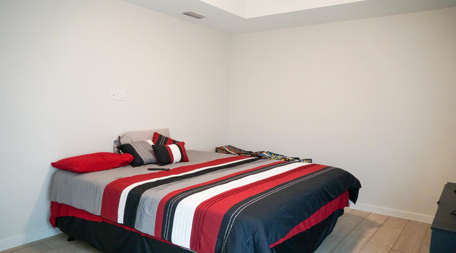 2510 Sambar Lp, Laredo, Texas 78045, 3 Bedrooms Bedrooms, 5 Rooms Rooms,2 BathroomsBathrooms,Residential,For Sale,2510 Sambar Lp,20261965