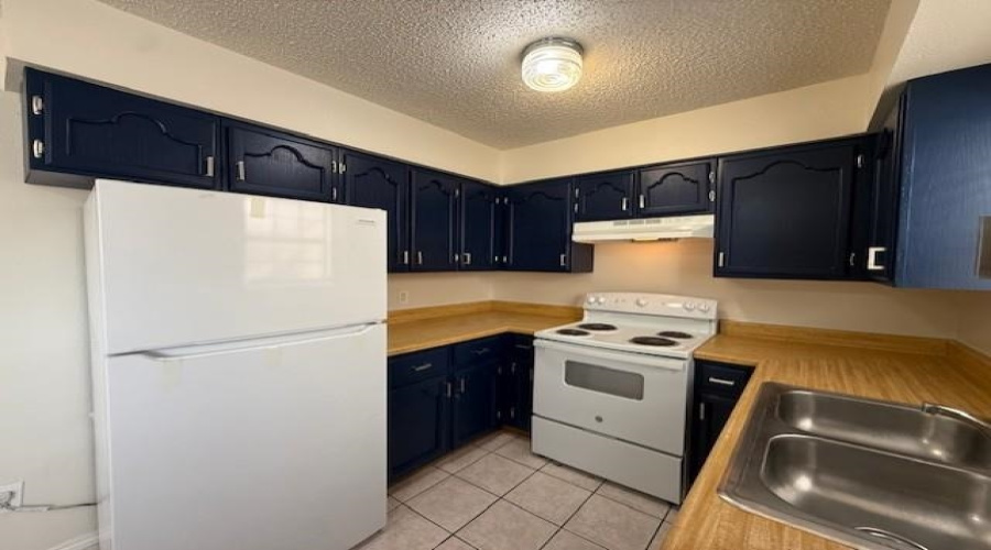 1502 San Pedro St, Laredo, Texas 78041, 2 Bedrooms Bedrooms, 4 Rooms Rooms,1 BathroomBathrooms,Residential,For Rent,1502 San Pedro St,20261969