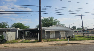 2419 Sanchez St, Laredo, Texas 78040, 2 Bedrooms Bedrooms, 4 Rooms Rooms,1 BathroomBathrooms,Residential,For Rent,2419 Sanchez St,20261973