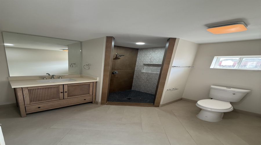 2909 Bismark St, Laredo, Texas 78043, 4 Bedrooms Bedrooms, 8 Rooms Rooms,4 BathroomsBathrooms,Residential,For Sale,2909 Bismark St,20261974