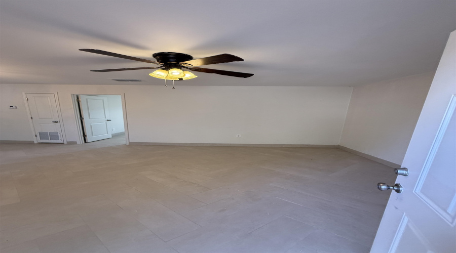 2909 Bismark St, Laredo, Texas 78043, 4 Bedrooms Bedrooms, 8 Rooms Rooms,4 BathroomsBathrooms,Residential,For Sale,2909 Bismark St,20261974