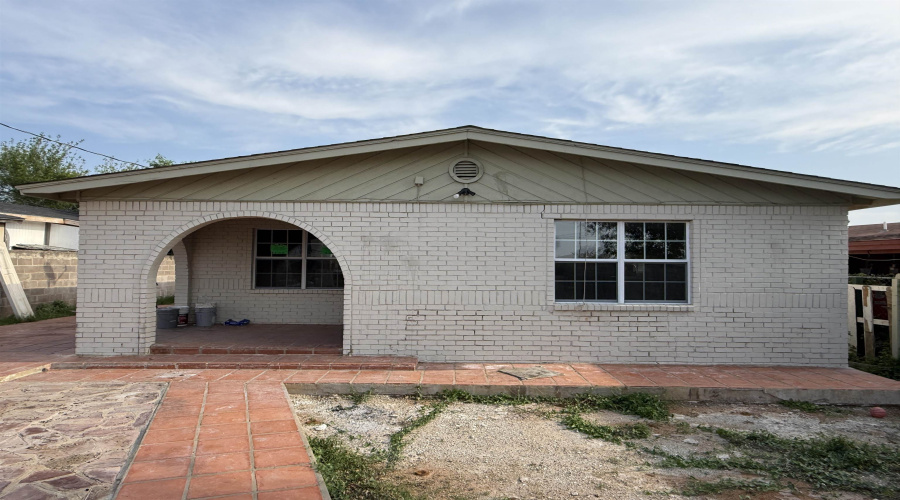 2909 Bismark St, Laredo, Texas 78043, 4 Bedrooms Bedrooms, 8 Rooms Rooms,4 BathroomsBathrooms,Residential,For Sale,2909 Bismark St,20261974