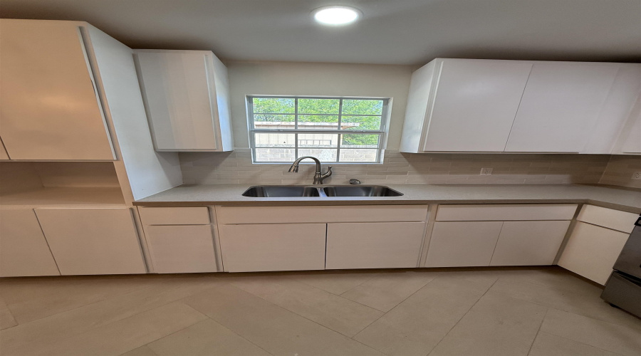 2909 Bismark St, Laredo, Texas 78043, 4 Bedrooms Bedrooms, 8 Rooms Rooms,4 BathroomsBathrooms,Residential,For Sale,2909 Bismark St,20261974