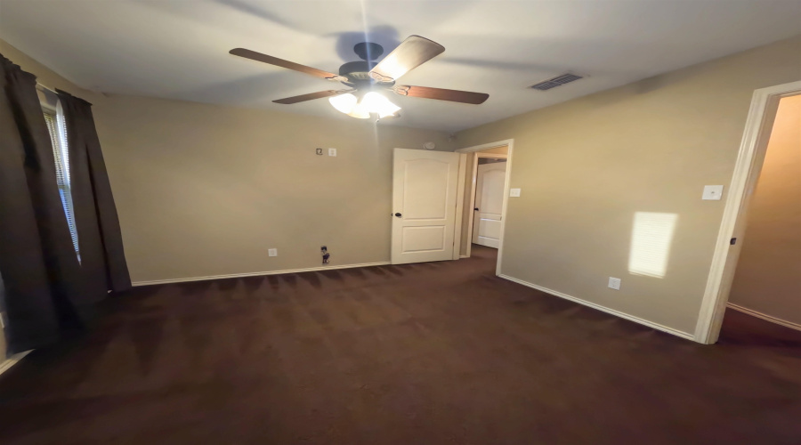 3606 Brumoso Ct., Laredo, Texas 78046, 5 Bedrooms Bedrooms, 9 Rooms Rooms,2 BathroomsBathrooms,Residential,For Sale,3606 Brumoso Ct.,20261984