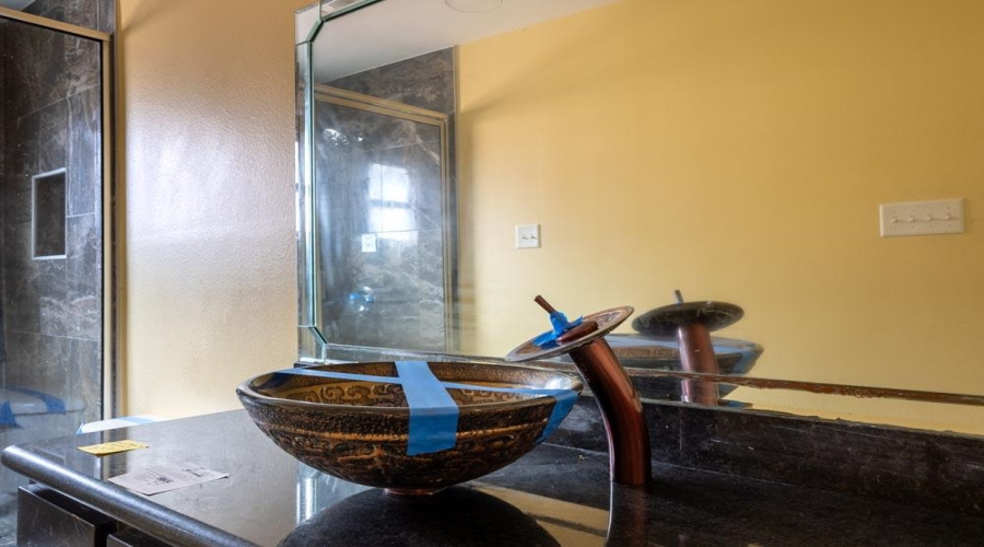 5501 Brava Dr., Laredo, Texas 78046, 5 Bedrooms Bedrooms, 8 Rooms Rooms,2 BathroomsBathrooms,Residential,For Sale,5501 Brava Dr.,20261990