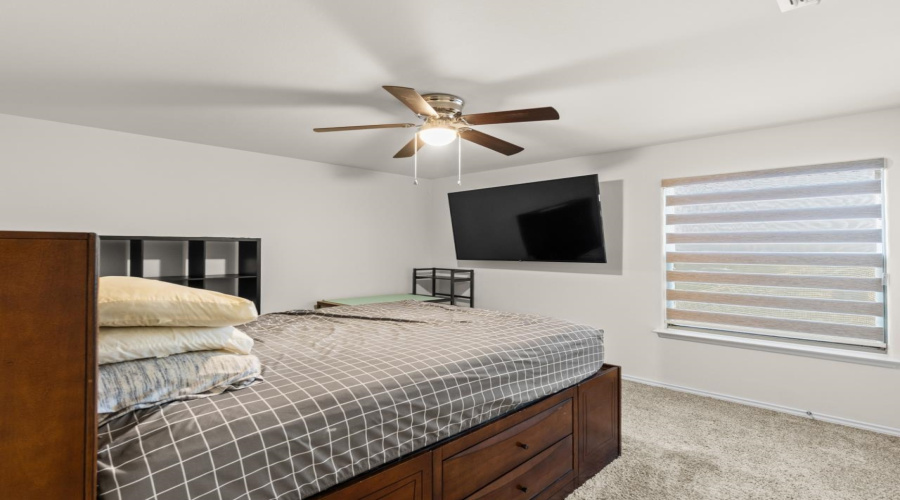 5618 Lone Star Loop, LAREDO, Texas 78046, 3 Bedrooms Bedrooms, 6 Rooms Rooms,2 BathroomsBathrooms,Residential,For Rent,5618 Lone Star Loop,20261991