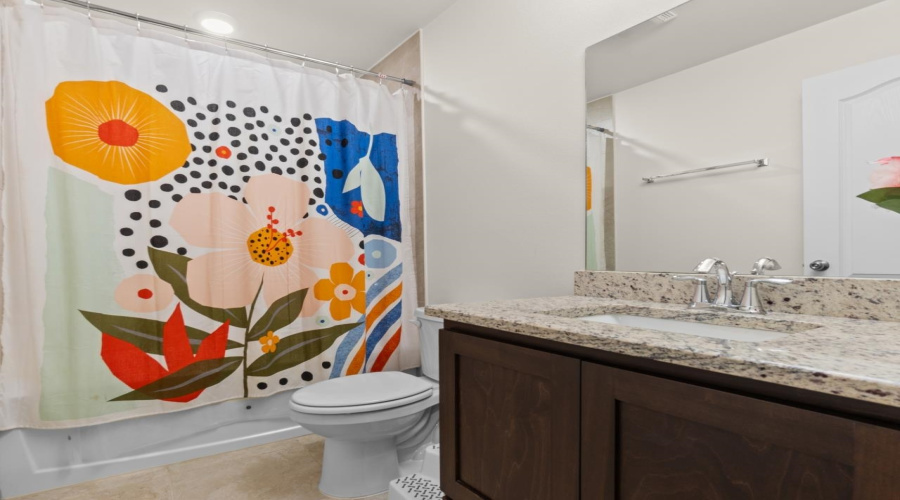 5618 Lone Star Loop, LAREDO, Texas 78046, 3 Bedrooms Bedrooms, 6 Rooms Rooms,2 BathroomsBathrooms,Residential,For Rent,5618 Lone Star Loop,20261991