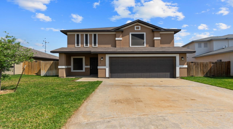 5618 Lone Star Loop, LAREDO, Texas 78046, 3 Bedrooms Bedrooms, 6 Rooms Rooms,2 BathroomsBathrooms,Residential,For Rent,5618 Lone Star Loop,20261991